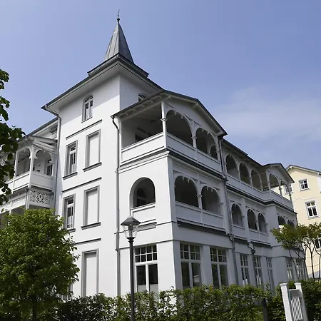 Appartement Strandvilla Seeblick - Ferienwohnung 05 *